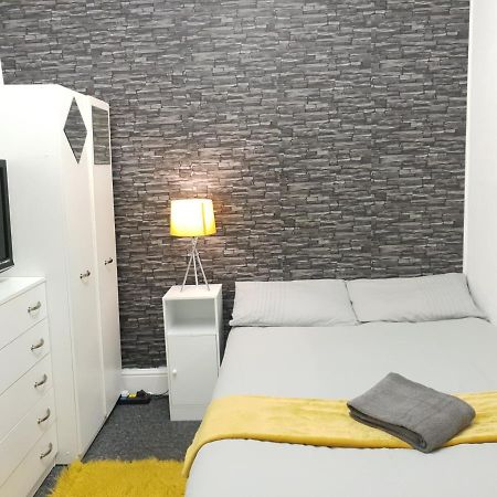 הודרספילד Topaz Town House No 36 מראה חיצוני תמונה